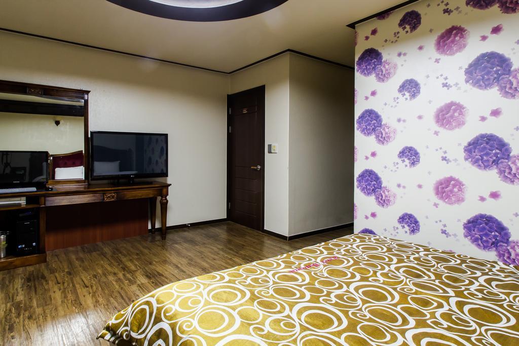 Guangju Hotel Banana Gwangju Metropolitan City Εξωτερικό φωτογραφία