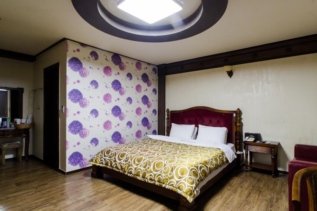 Guangju Hotel Banana Gwangju Metropolitan City Εξωτερικό φωτογραφία