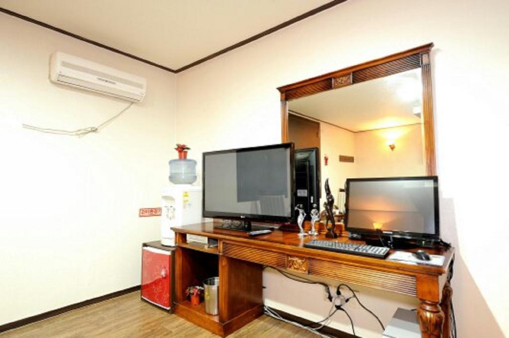 Guangju Hotel Banana Gwangju Metropolitan City Εξωτερικό φωτογραφία