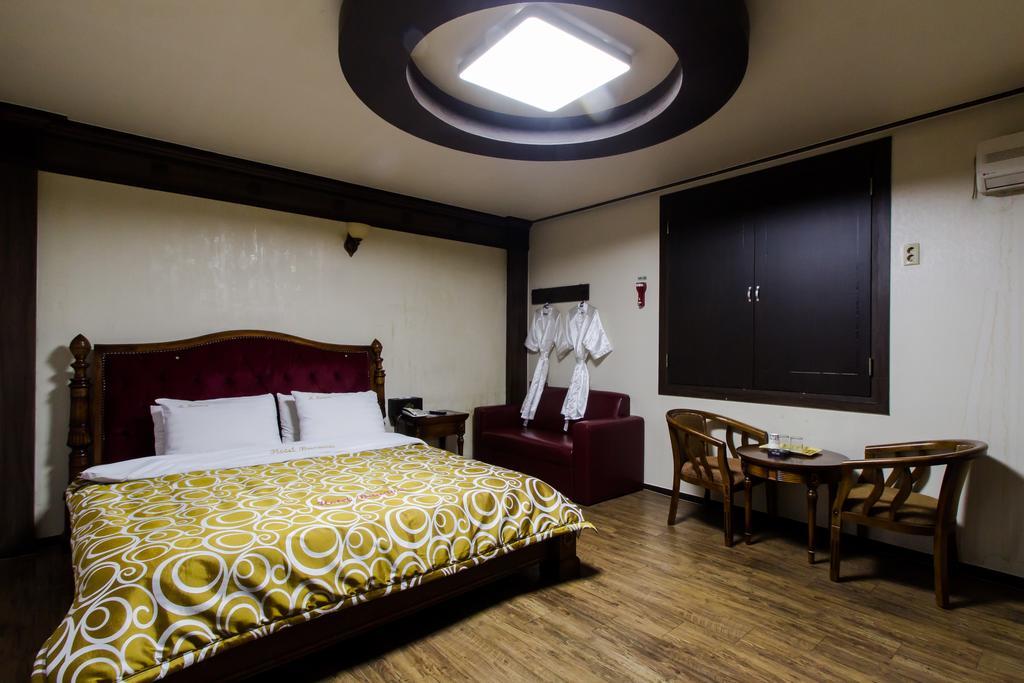 Guangju Hotel Banana Gwangju Metropolitan City Εξωτερικό φωτογραφία
