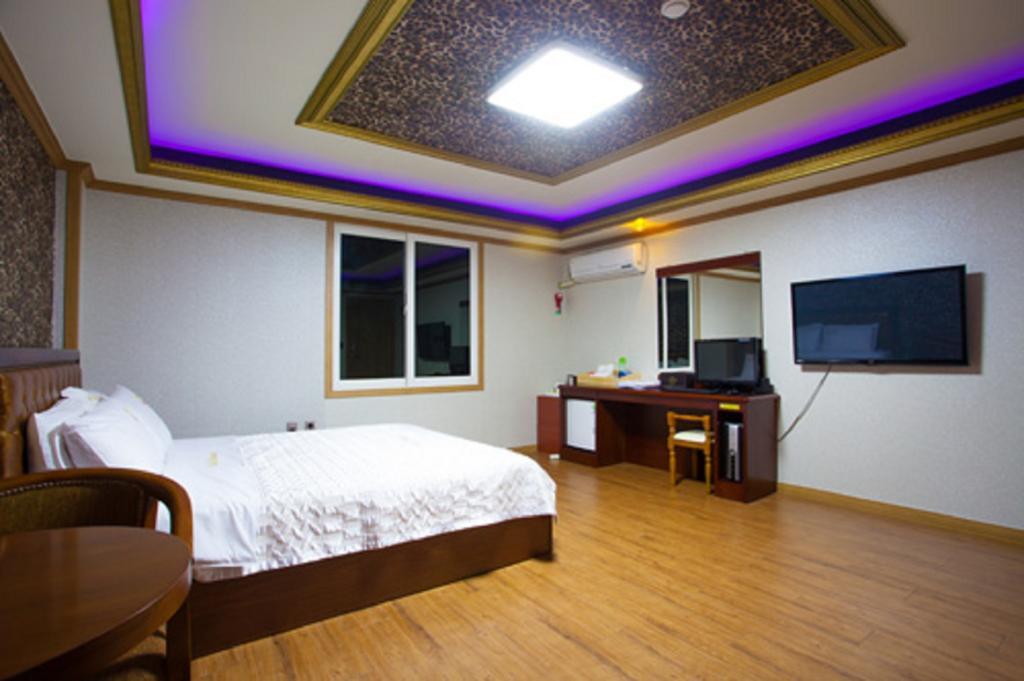 Guangju Hotel Banana Gwangju Metropolitan City Εξωτερικό φωτογραφία
