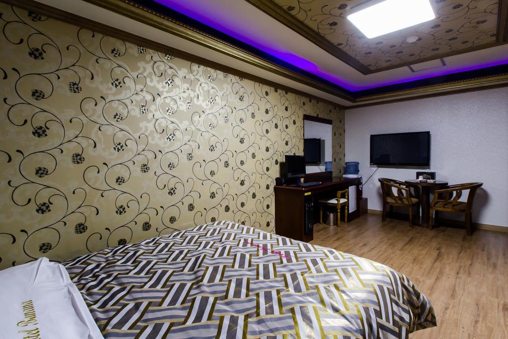 Guangju Hotel Banana Gwangju Metropolitan City Εξωτερικό φωτογραφία