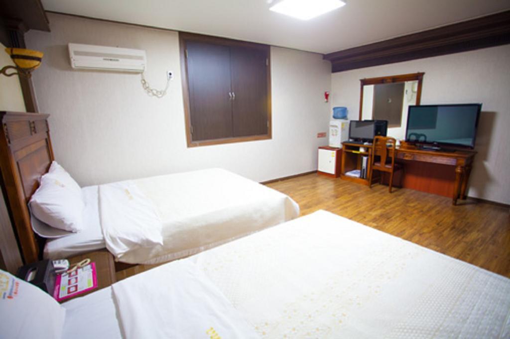 Guangju Hotel Banana Gwangju Metropolitan City Εξωτερικό φωτογραφία