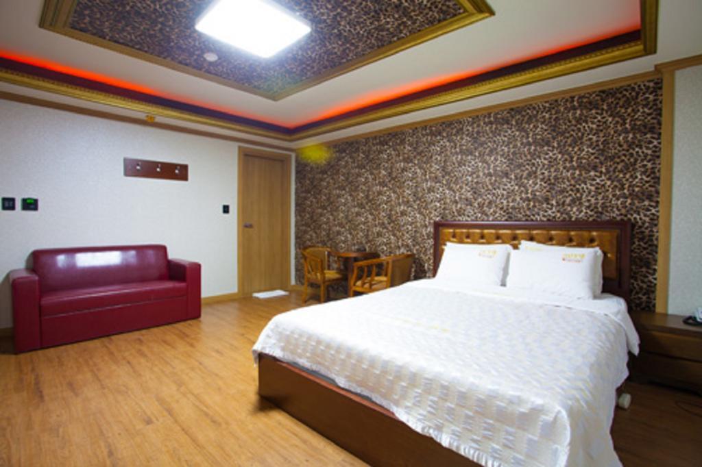 Guangju Hotel Banana Gwangju Metropolitan City Εξωτερικό φωτογραφία